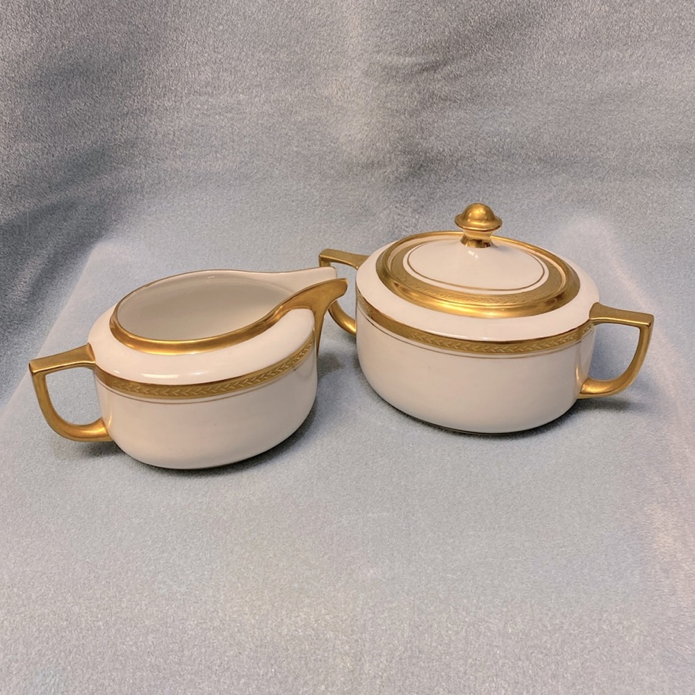 HUTSCHENREUTHER SELB BAVARIA GOLD ENCRUSTED GOLD IVY LEAF CREAMER AND SUGAR SET